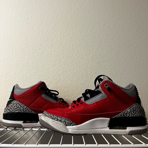 Men’s Jordan Retro 3 SE “Unite” Size 10 USED (no box)